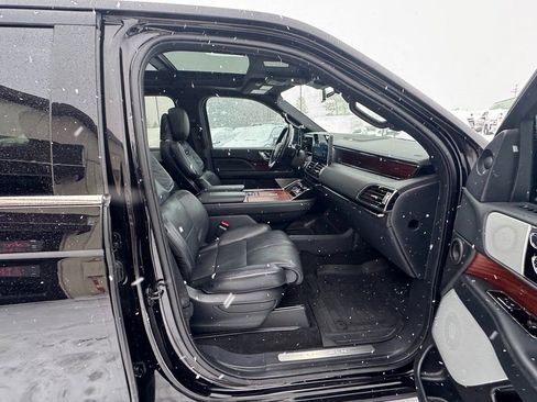 Used 2022 Lincoln Navigator Reserve w/ Equipment Group 201A image 49