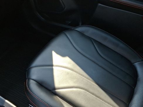 Certified 2025 Ford Escape ST-Line Elite w/ Premium Technology Package image 26