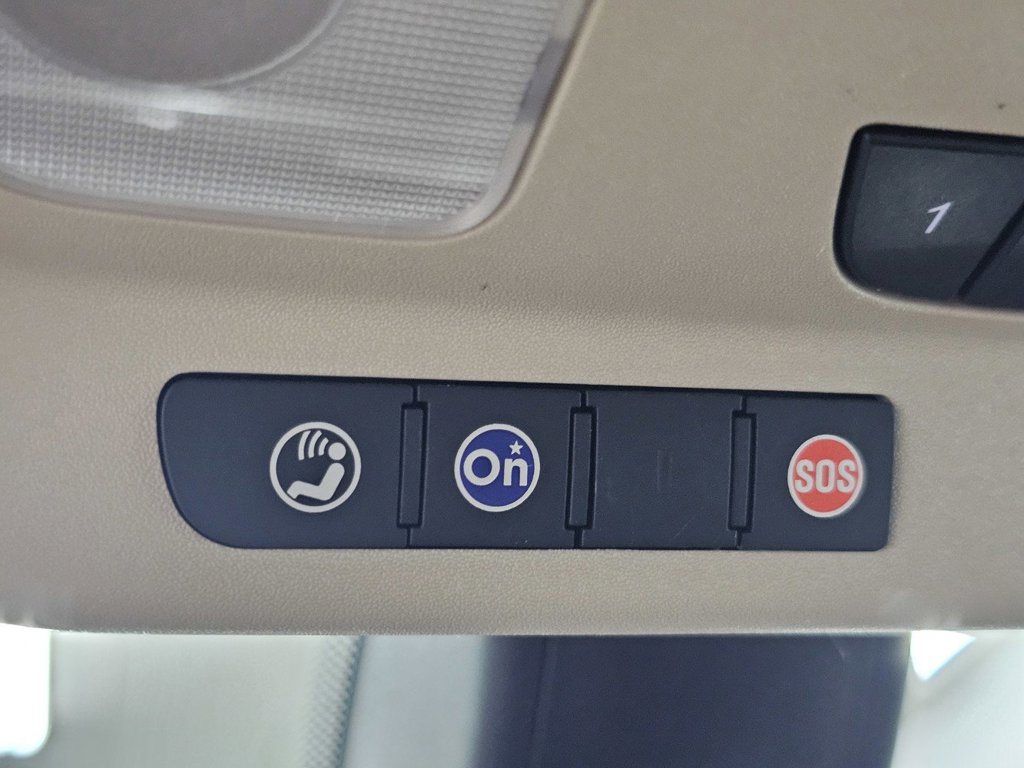Certified 2017 Buick Envision Essence w/ LPO, Cargo Package FWD image 25