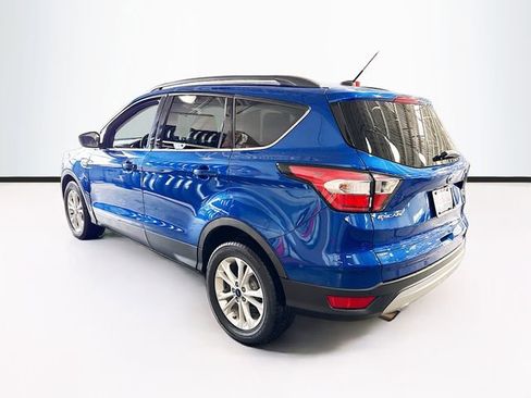 Used 2017 Ford Escape SE w/ Equipment Group 201A image 8