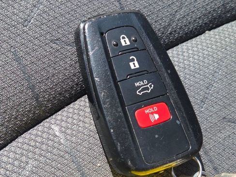 Used 2023 Toyota RAV4 XLE w/ Convenience Package AWD/4WD image 39