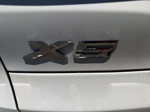 Used 2024 BMW X5 xDrive40i w/ Premium Package AWD/4WD image 15