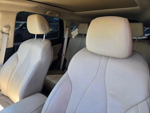 Used 2022 Acura RDX w/ Technology Package FWD image 13