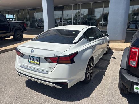 Used 2019 Nissan Altima 2.5 SL AWD/4WD image 5