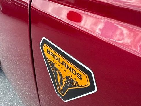 Certified 2025 Ford Bronco Badlands w/ Sasquatch Package AWD/4WD image 18