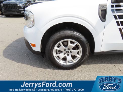 Certified 2022 Ford Maverick XL w/ Equipment Group 100A Standard AWD/4WD image 13