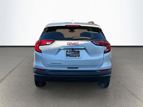 Used 2020 GMC Terrain SLE w/ Driver Convenience Package image 6