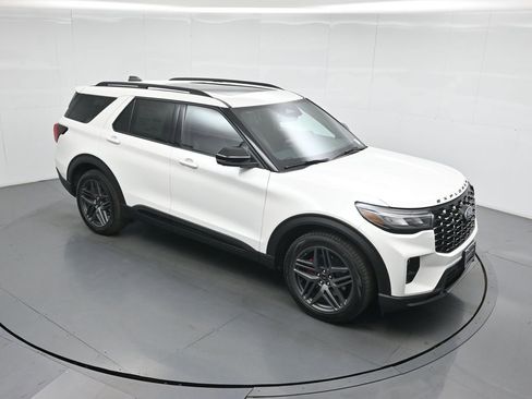 New 2026 Ford Explorer ST AWD/4WD image 38