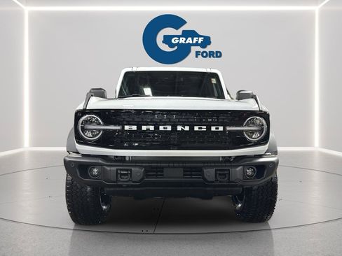 New 2025 Ford Bronco Badlands image 8