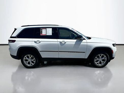 Used 2023 Jeep Grand Cherokee Limited AWD/4WD image 5