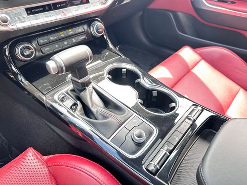 Used 2020 Kia Stinger GT-Line w/ Sun & Sound Package AWD/4WD image 14
