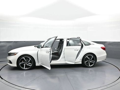 Used 2022 Honda Accord Sport image 42
