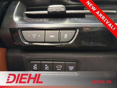 Used 2024 Kia Carnival SX Prestige image 26