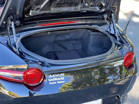 Used 2018 MAZDA MX-5 Miata Grand Touring image 46