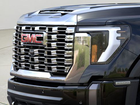 New 2026 GMC Sierra 3500 Denali w/ Technology Package AWD/4WD image 48