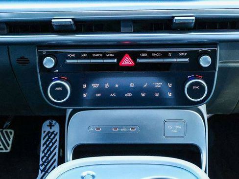 New 2026 Hyundai Ioniq 9 Calligraphy image 14