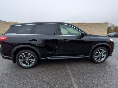 Used 2026 INFINITI QX60 Pure w/ Cargo Package image 3