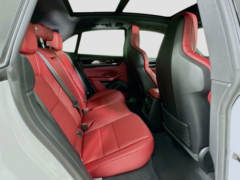 New 2026 Porsche Macan 4S Electric AWD/4WD image 29