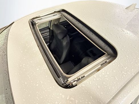 Used 2019 Honda Accord Touring image 23