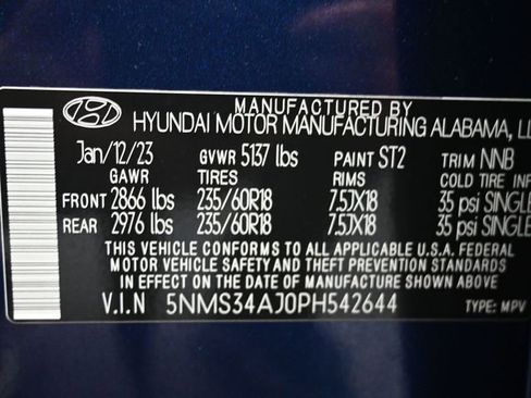 Used 2023 Hyundai Santa Fe SEL w/ Premium Package image 9