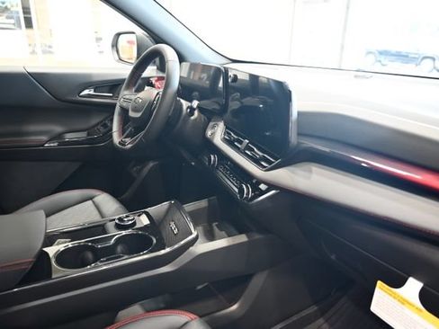 New 2027 Chevrolet Equinox RS w/ Safety and Technology Package AWD/4WD image 13