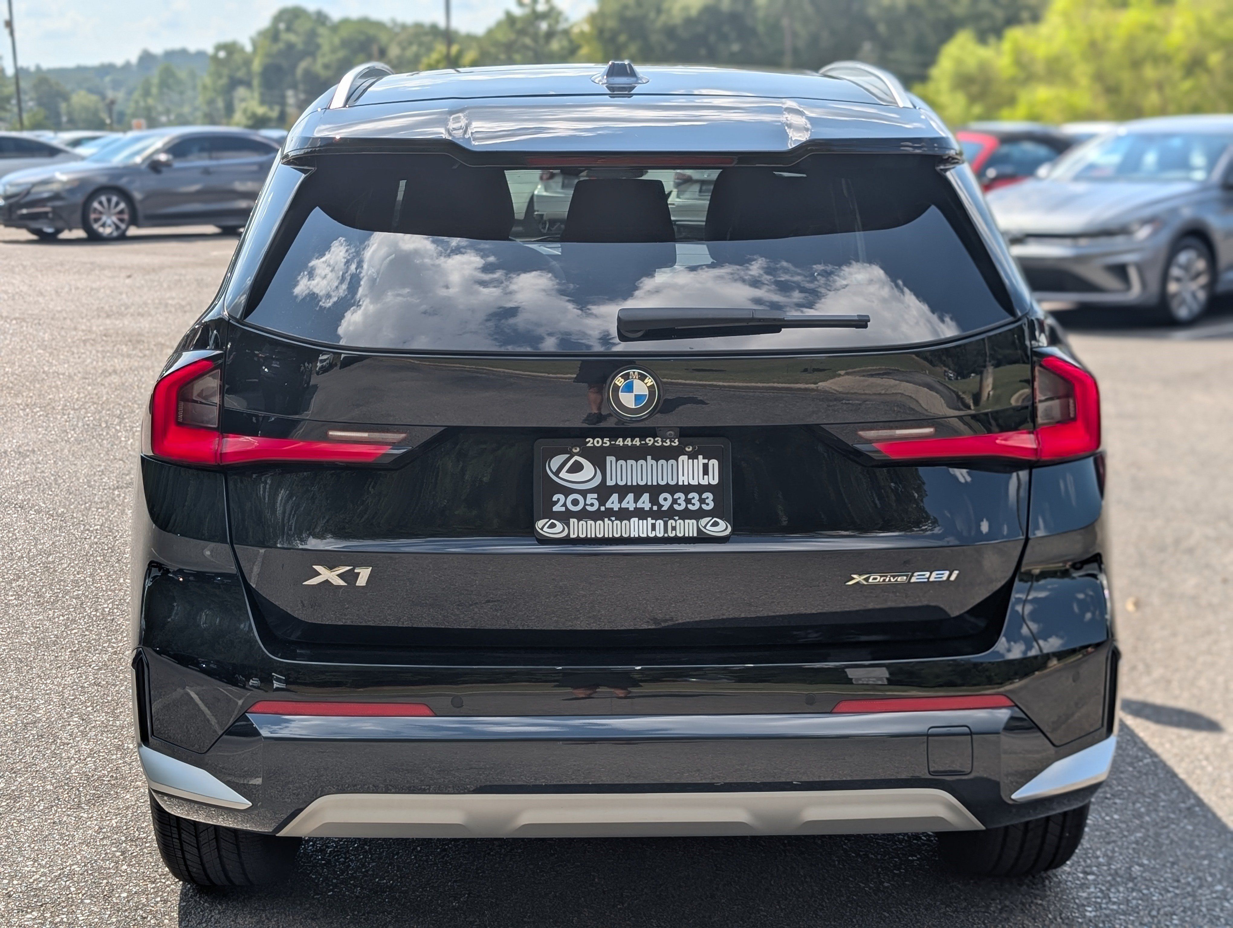Used 2024 BMW X1 xDrive28i AWD/4WD image 8