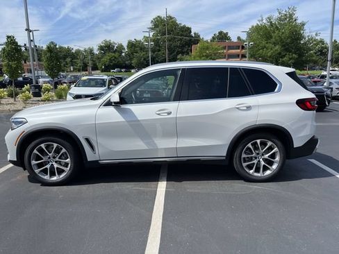 Used 2023 BMW X5 xDrive40i w/ Premium Package AWD/4WD image 6
