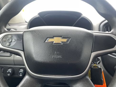Used 2019 Chevrolet Colorado W/T w/ WT Convenience Package AWD/4WD image 10