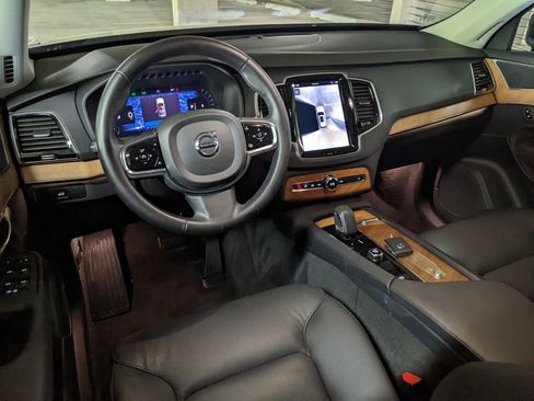 Certified 2024 Volvo XC90 B6 Plus w/ Protection Package Premier AWD/4WD image 14