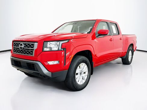 Used 2023 Nissan Frontier SV w/ Technology Package AWD/4WD image 3
