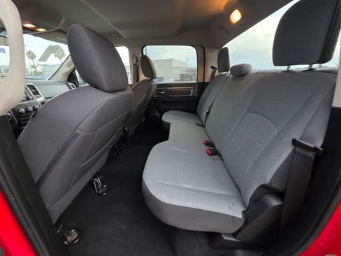 Used 2022 RAM 1500 Classic SLT image 18