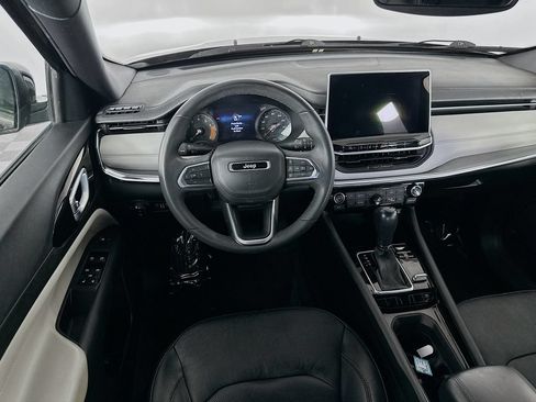 Certified 2023 Jeep Compass Limited AWD/4WD image 30