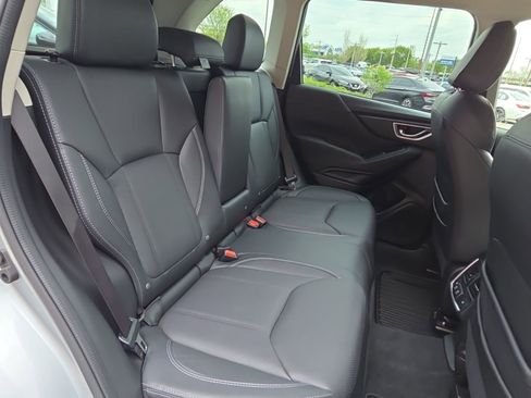 Used 2022 Subaru Forester Touring w/ Popular Package #2 image 21