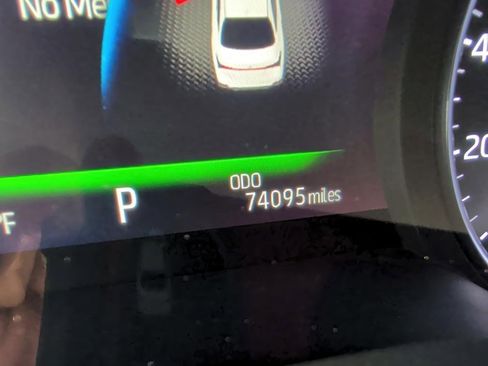 Used 2022 Toyota Avalon XLE image 22