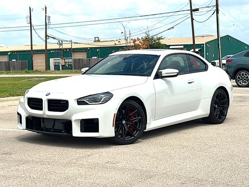 New 2026 BMW M2 RWD image 2