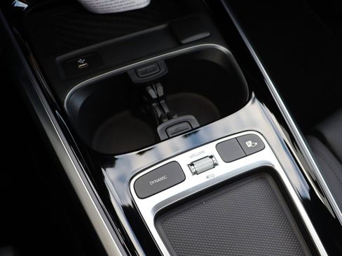 New 2025 Mercedes-Benz GLB 250 4MATIC image 74