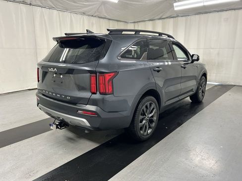 Used 2022 Kia Sorento SX Prestige image 2