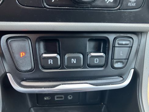 Used 2019 GMC Terrain SLT w/ Preferred Package FWD image 21