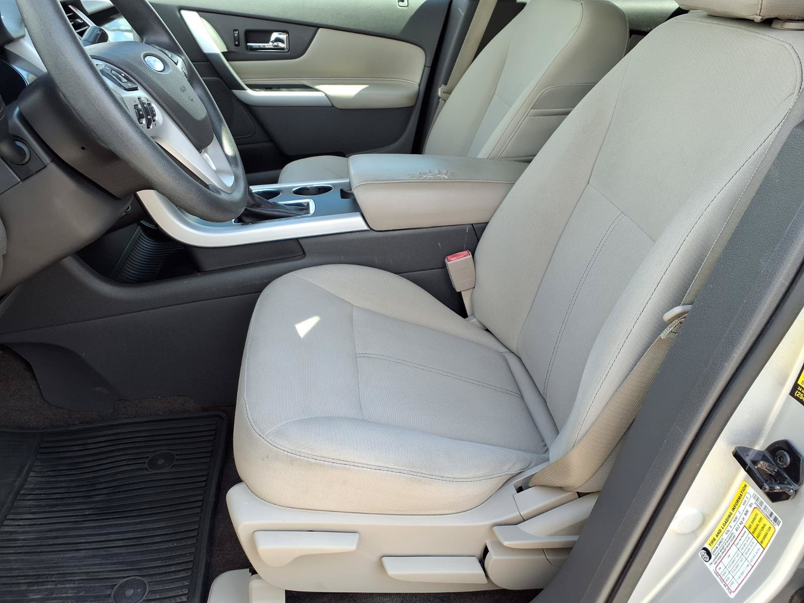 Used 2014 Ford Edge SE w/ Equipment Group 101A FWD image 9