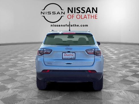 Used 2025 Jeep Compass Limited AWD/4WD image 27