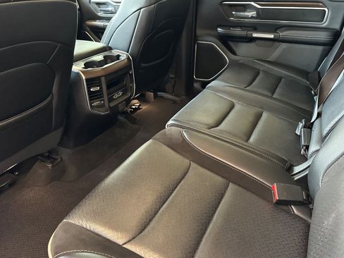 Used 2022 RAM 1500 Laramie AWD/4WD image 4