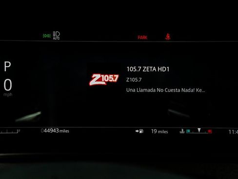 Used 2025 Land Rover Range Rover Velar Dynamic SE image 30