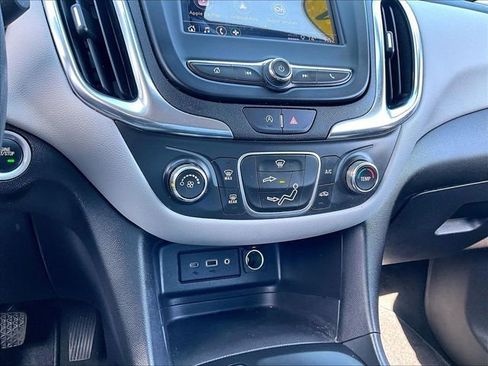 Used 2024 Chevrolet Equinox LS w/ LS Convenience Package FWD image 26