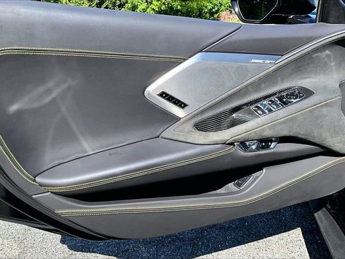 Used 2023 Chevrolet Corvette Stingray Premium Conv w/ Z51 Performance Package RWD image 23