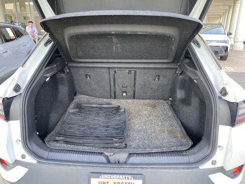 Used 2023 Volkswagen ID.4 Pro S Plus AWD/4WD image 33