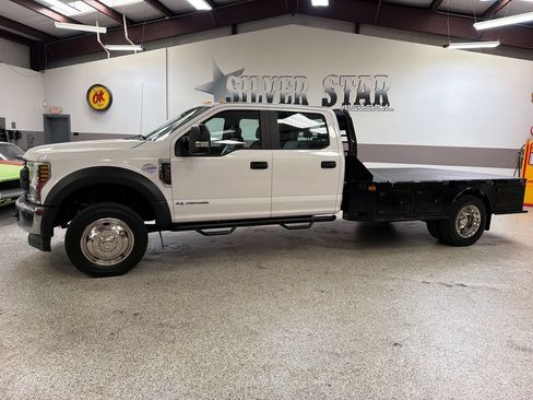 Used 2019 Ford F550 4x4 Crew Cab Super Duty image 2