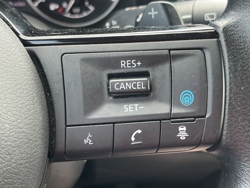 Used 2022 Nissan Rogue SV FWD image 20
