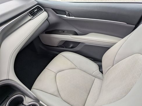 Used 2024 Toyota Camry XSE image 16