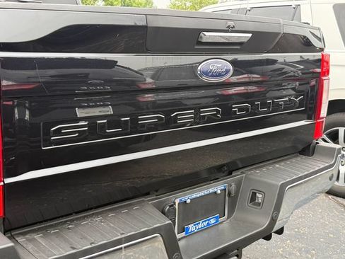 Certified 2021 Ford F250 XLT w/ XLT Premium Package AWD/4WD image 31