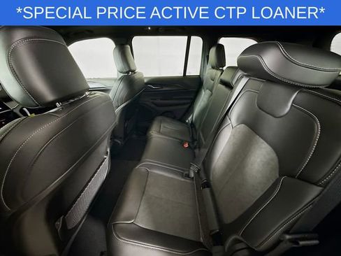 New 2025 Jeep Grand Cherokee Altitude image 24